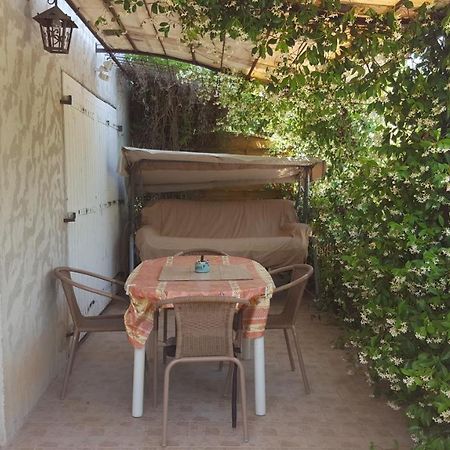 Les Lauriers Villa Le Castellet  Eksteriør bilde